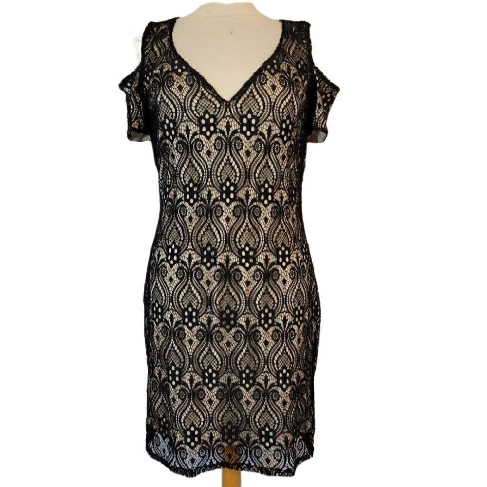 Ryan Michelle Black lace with nude under lay cold shoulder Dress size large
